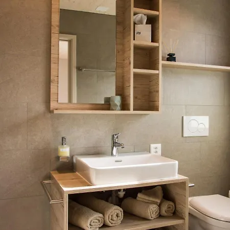 Kronelodge - Self-check-in * Mosnang